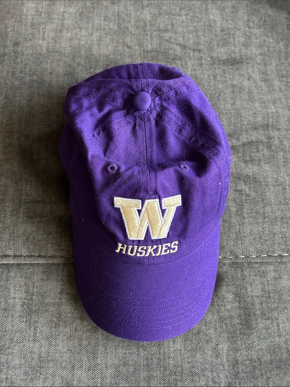 Purple 'W Huskies' Embroidered Baseball Cap - Purple Washington Huskies Hat